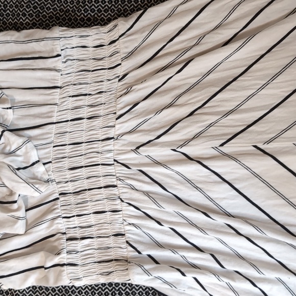 2/$12 Express | Hi-Lo stripped maxi dress - Picture 8 of 8